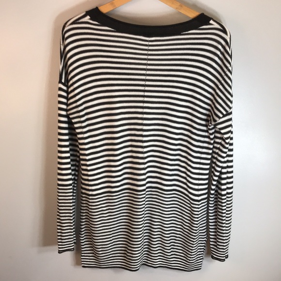 Kismet Size Medium Lightweight Sweater Tunic - Picture 5 of 7